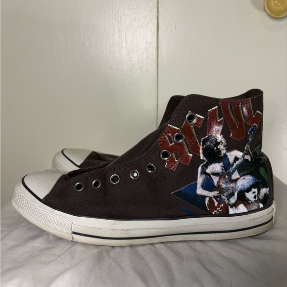 Converse All Star Chuck Taylors 2009 AC/DC EUROPE 84 - Picture 2 of 6